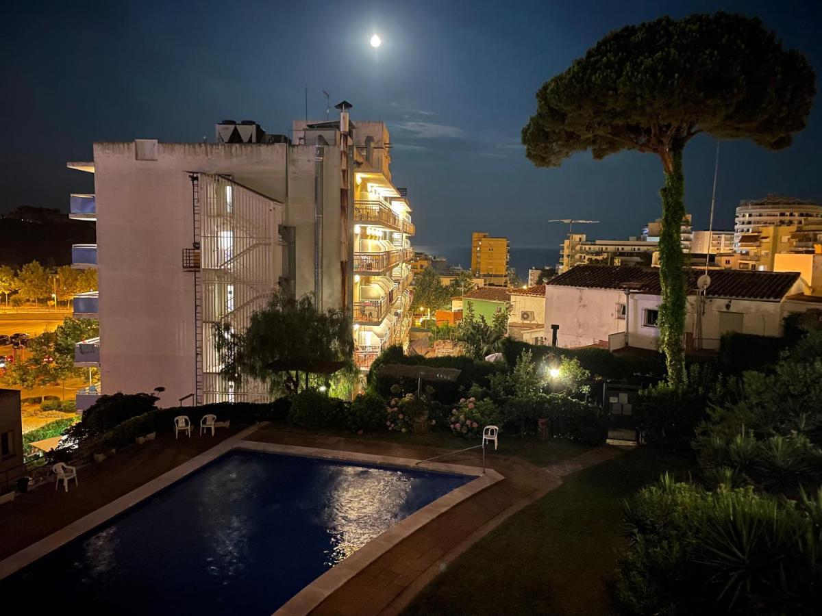 Nice Apartamen Lloret de Mar Extérieur photo